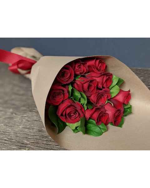 A dozen Roses Hand-tied bouquet